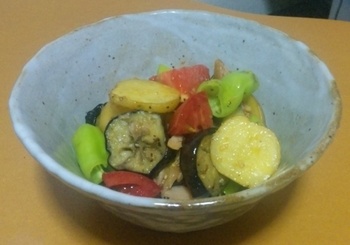 DSCF8153夏野菜のくさやオリーブオイル炒め.jpg